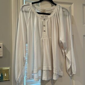 We The Free ivory peasant style knit blouse. Pretty details. Size XS